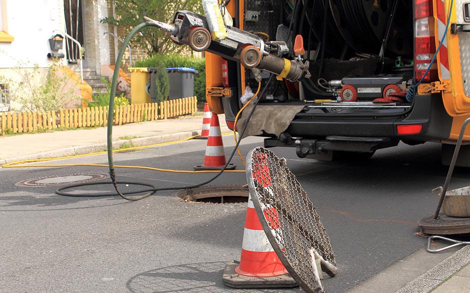 comment déboucher canalisation Bièvres